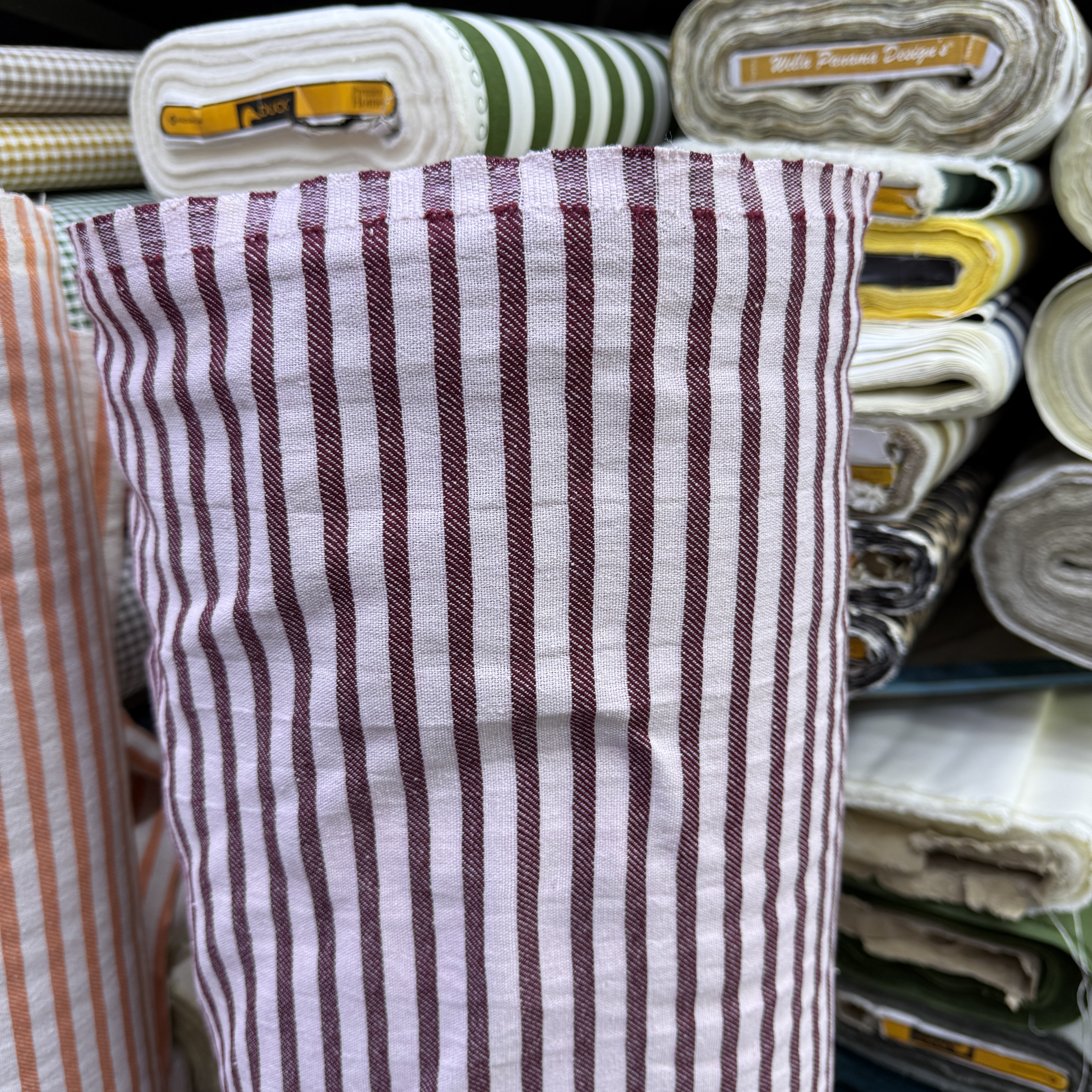 Bordo - 290cm Genişliğinde Ham Yıkanmış Çizgili Keten Kumaş